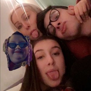 Meet your Posher, Liv